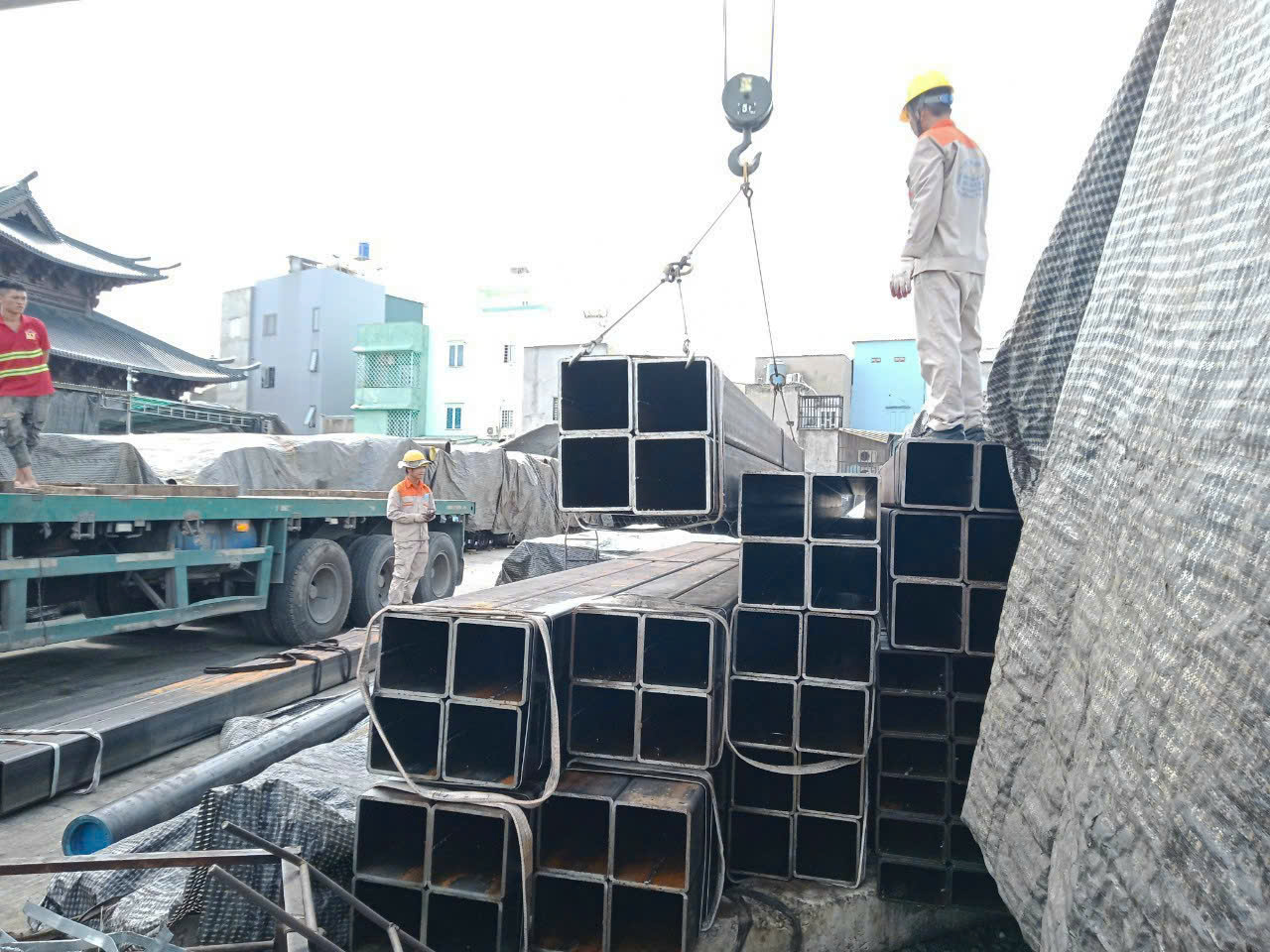 THÉP HỘP 200X400X10MM 10LI 10LY NHẬP KHẨU