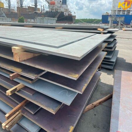 a572 nhat bản
