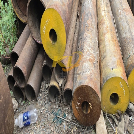 THÉP ỐNG PHI 235 LỖ 72MM/ THÉP ỐNG ĐÚC D235 DÀY 82LY