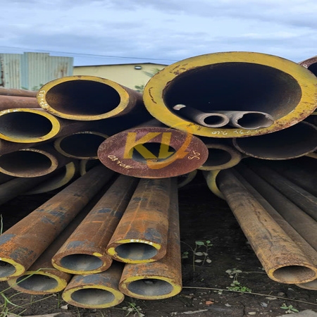 THÉP ỐNG PHI 273 LỖ 210MM/ ỐNG THÉP D273 DÀY 31.5LY