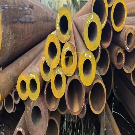 THÉP ỐNG ĐÚC PHI 89 DÀY 20.5MM/ ỐNG THÉP D89 LỖ 48LY